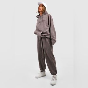 BooHoo OFCl studio overdyed Marl Tracksuit